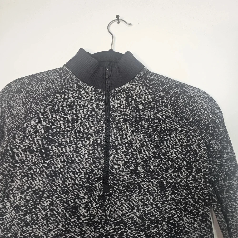 Lululemon Rest Leas 1/2 Zip Pullover Black and white Size 4